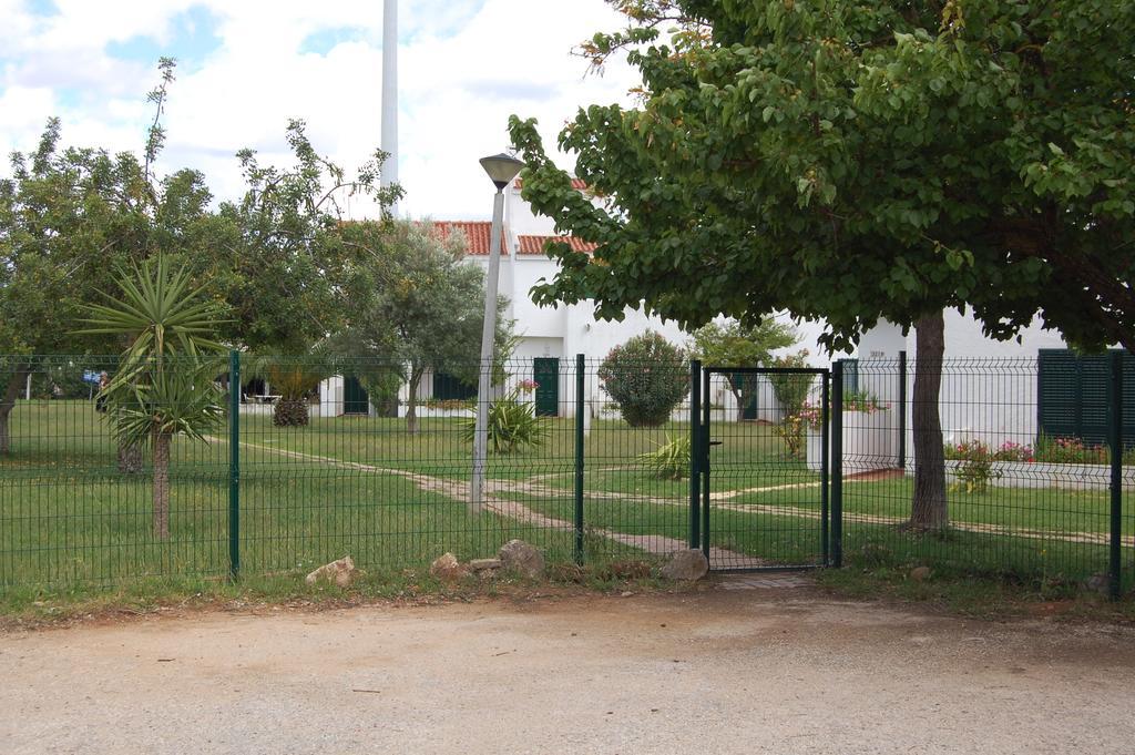 Lovelystay - Green Oasis Villa Vilamoura Rum bild